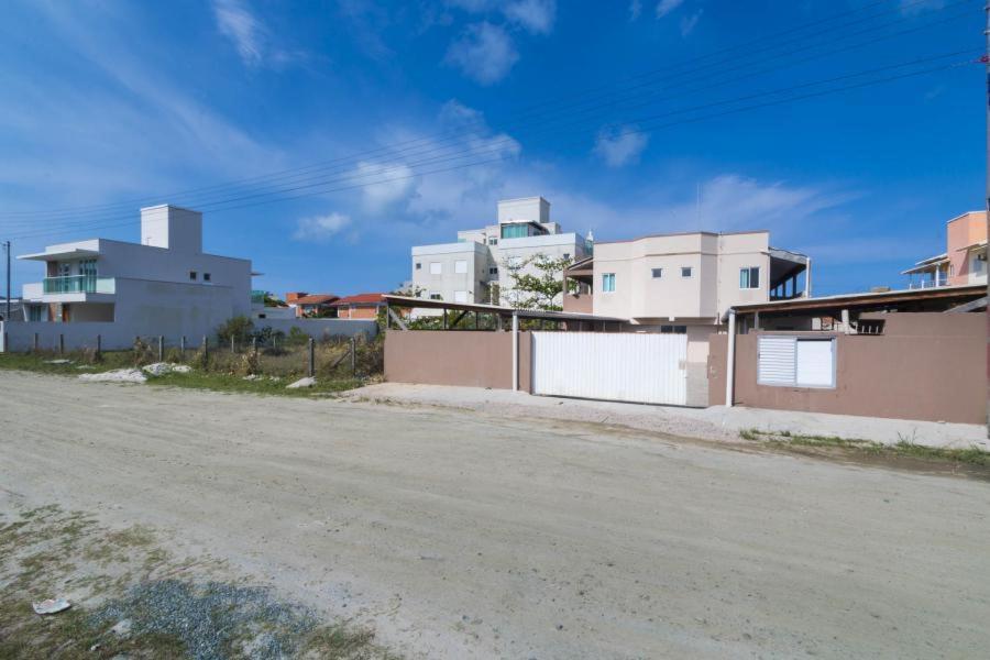 Residencial Melfi 3 Ap.5 Lateral Bombinhas